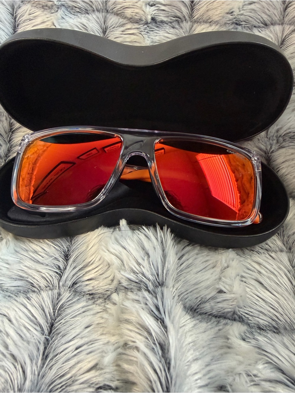Carrera Eyewear 8055/S with Case